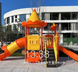 南京市留右中学广场项目